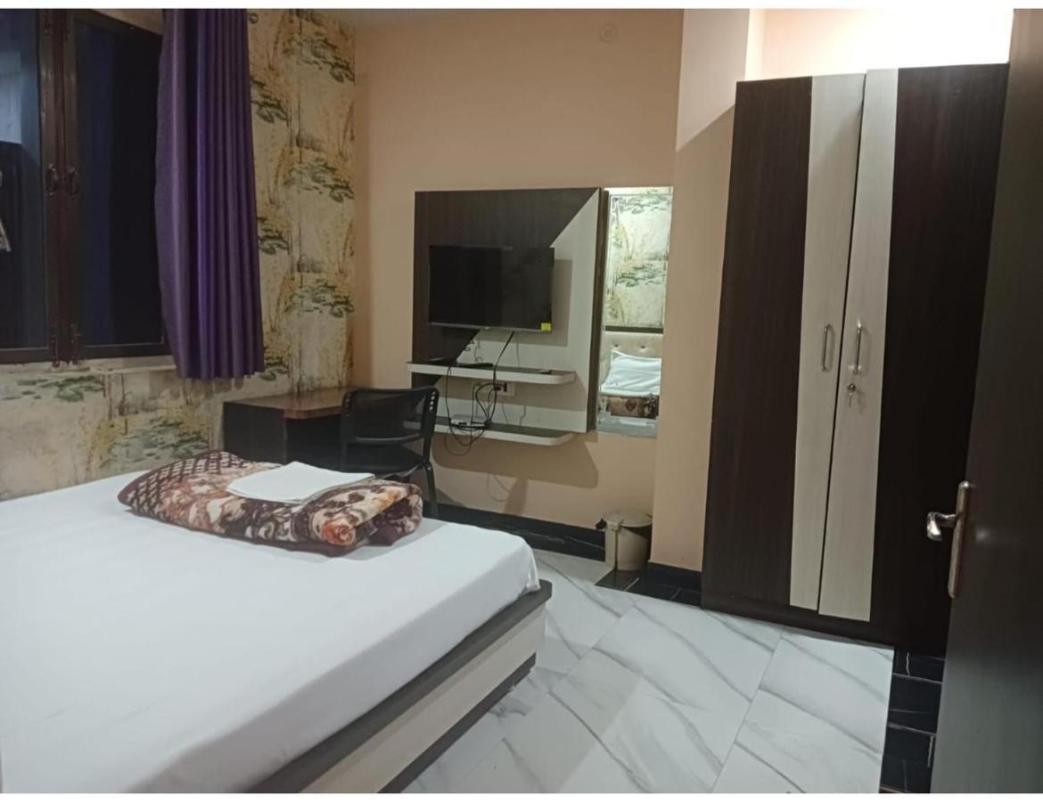 Shivam Hotel, Gorakhpur Exterior photo